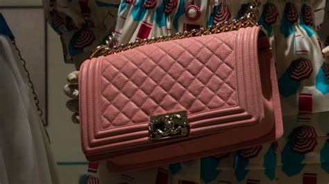 Decoding Chanel Boy Bag’s Design – Unique Features Explained